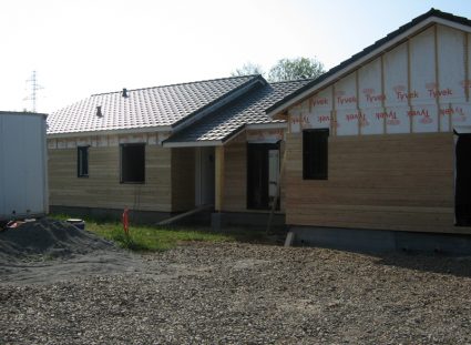 une maison ossature bois en Aveyron bardage