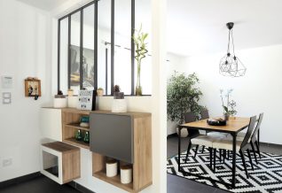 aménager son entrée avec un vitrage atelier