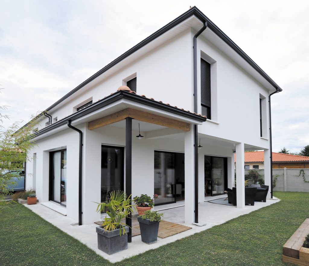 une maison de ville familiale et moderne