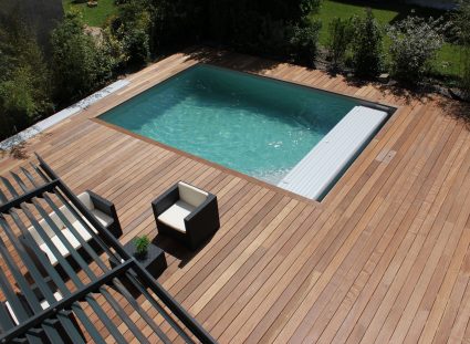 maison de ville avec vue sur piscine