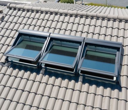 tuiles gamme romane maison neuve