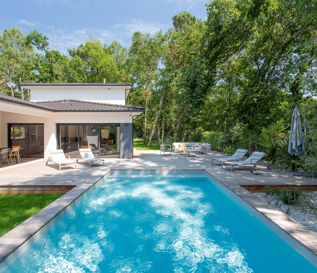 Maison design avec piscine