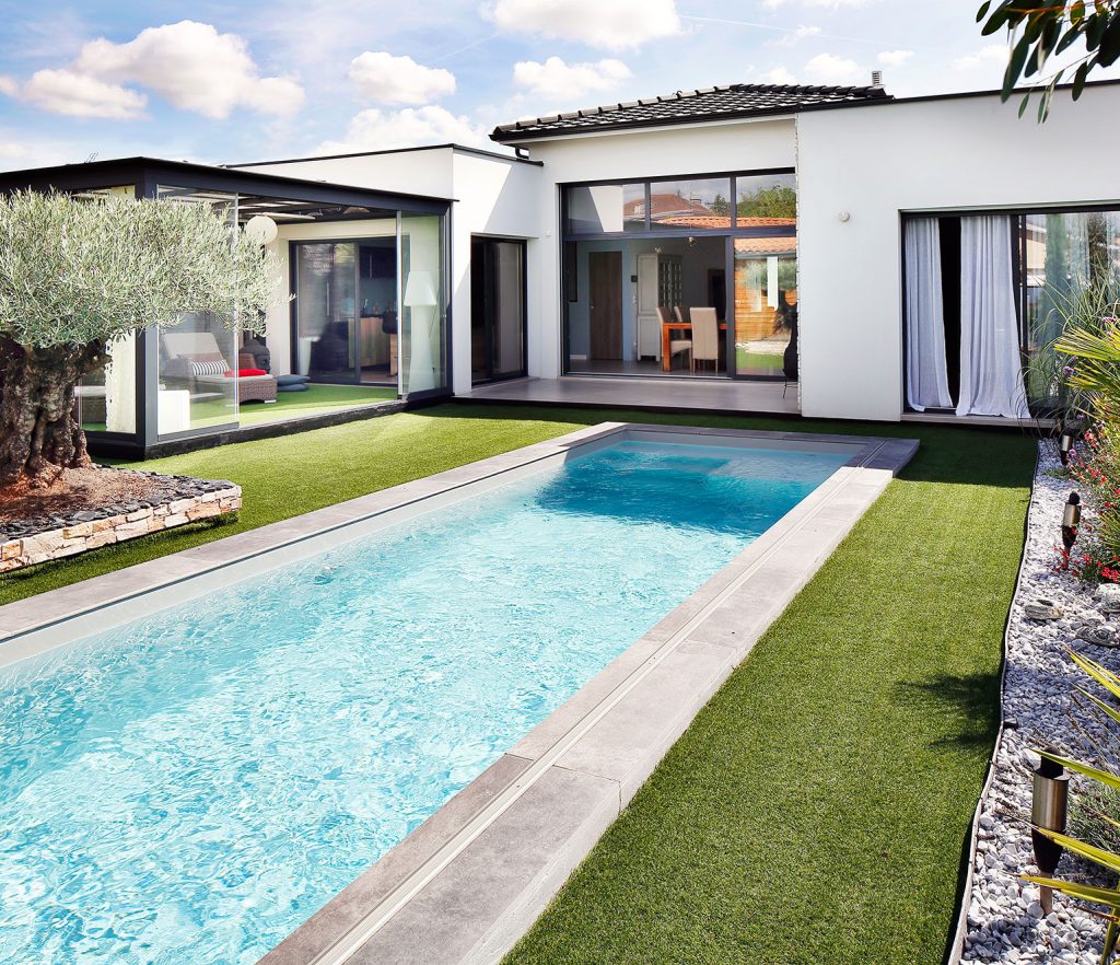 maison contemporaine avec piscine