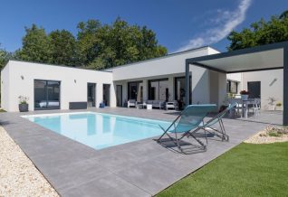 maison contemporaine avec piscine couv carre